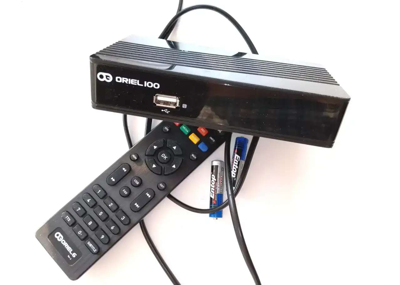 ТВ-тюнер цифровой Oriel 100 (DVB-T2)