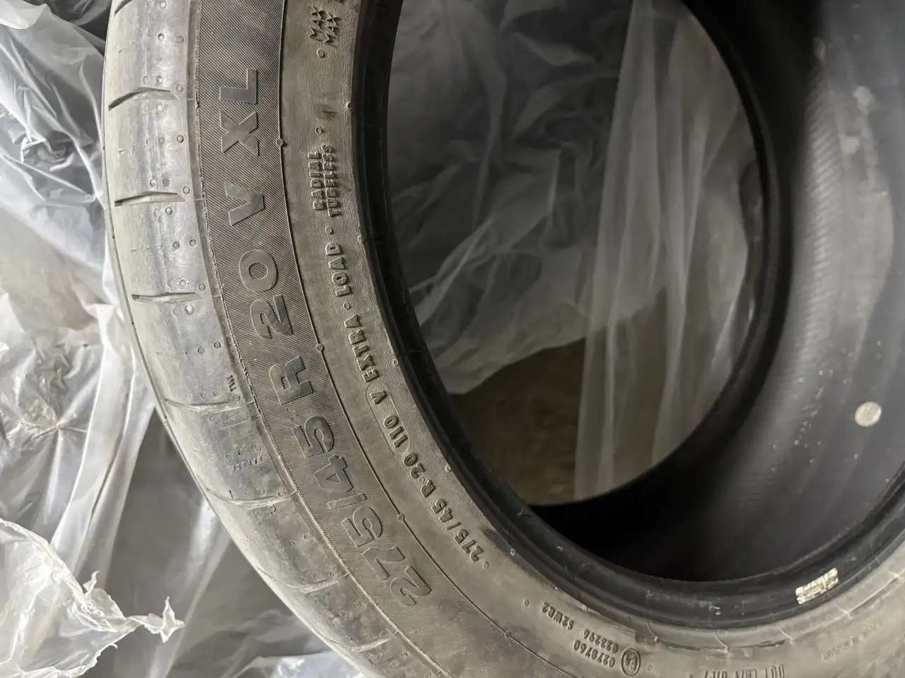 Continental ContiSpotrContact 5 275/45/R20