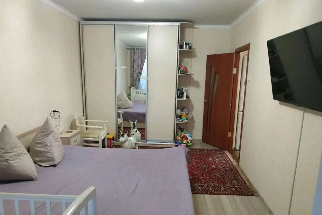 Викулова, 46Б.Сдается комната в двушке на визе