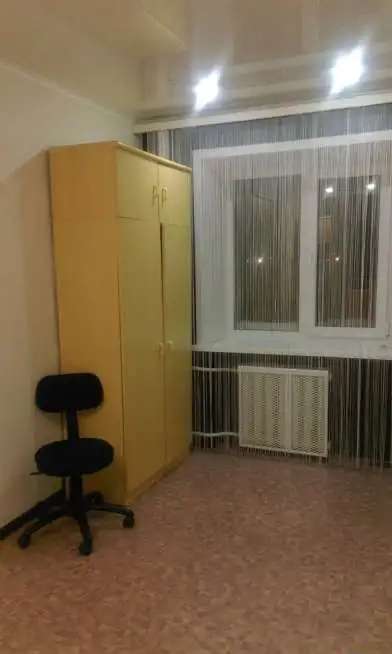 Сдам комнатв, Воровского, 9