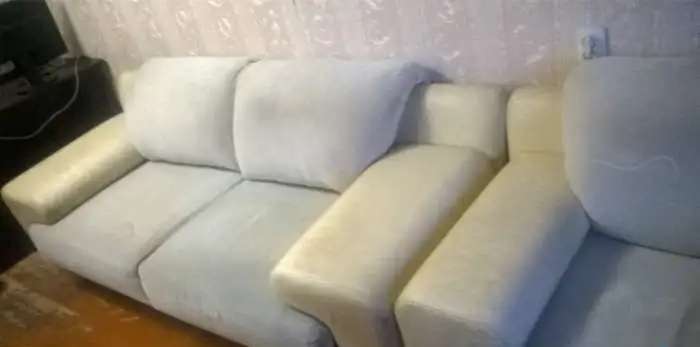 Современный диван и кресло
