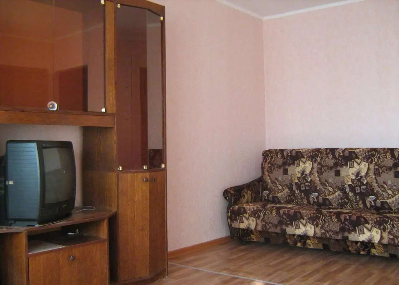 Продажа квартиры, 30,00 м², 2 эт., Суконная слобода м.,,ул.Павлюхина,д.108а
