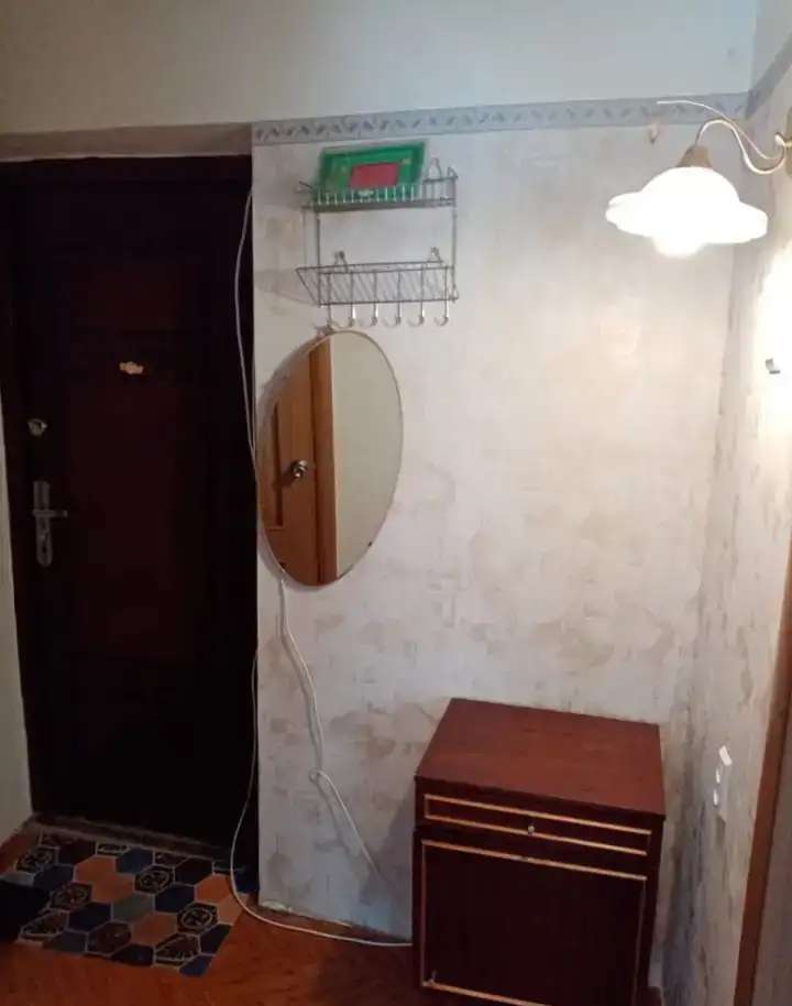 Доля 1/2-х в 2-х комнатной квартире, ул. Рихарда Зорге д. 25, 1 эт., Аметьево м., ул. Рихарда Зорге д. 25