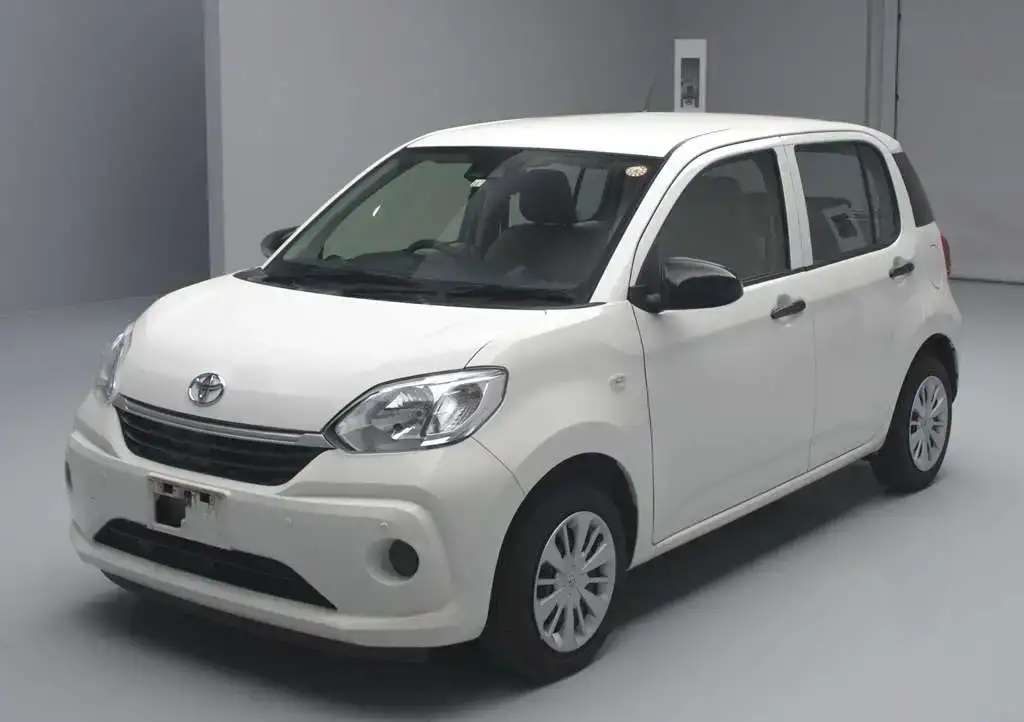 Toyota Passo XS 2018 год без пробега по РФ
