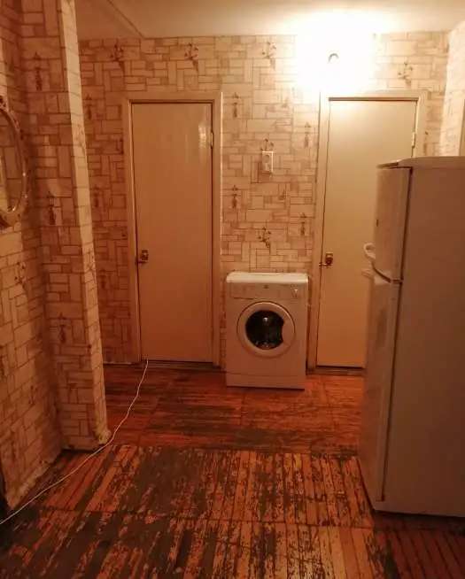 Продам комнату, Крестинского, 27