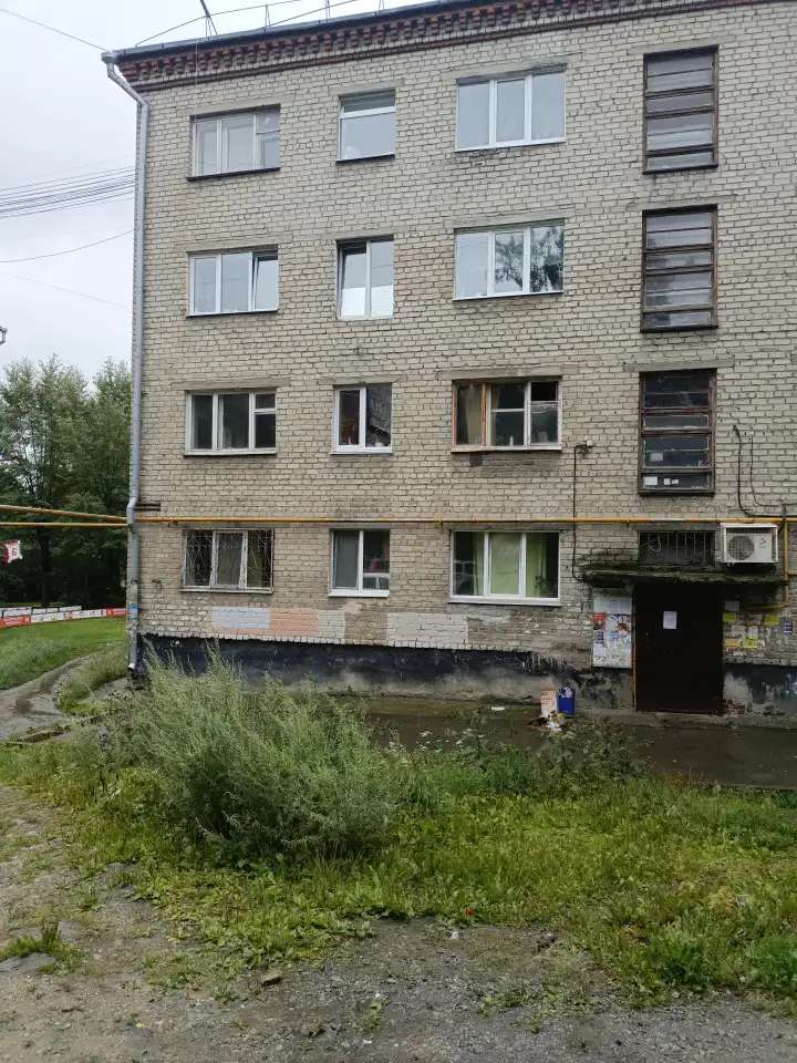 Продам комнату 12.8 кв., в общежитии секционного типа