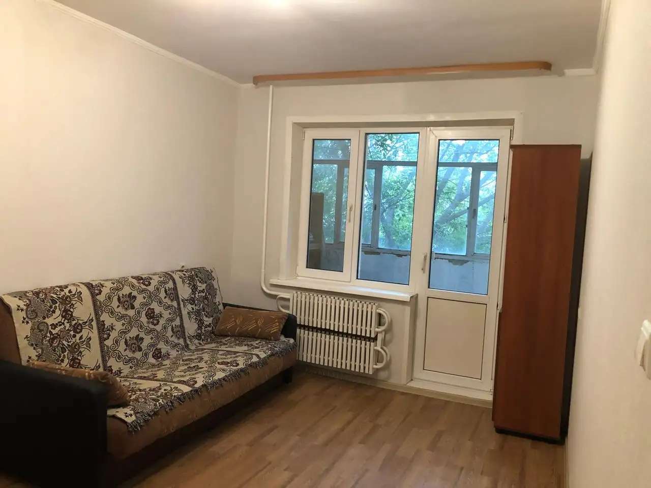 Продаю 2-к по ул. Ю.Фучика дом 121, 41,00 м², 2 эт., Проспект Победы м., Фучика дом 121