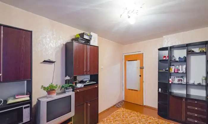 Продаются 2 комнаты в 3-х комнатной квартире, ул. Московская 214 корпус 1
