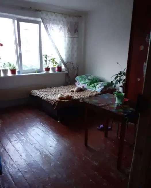 Продам комнату в двухкомнатной квартире, ул.Автомагистральная 23