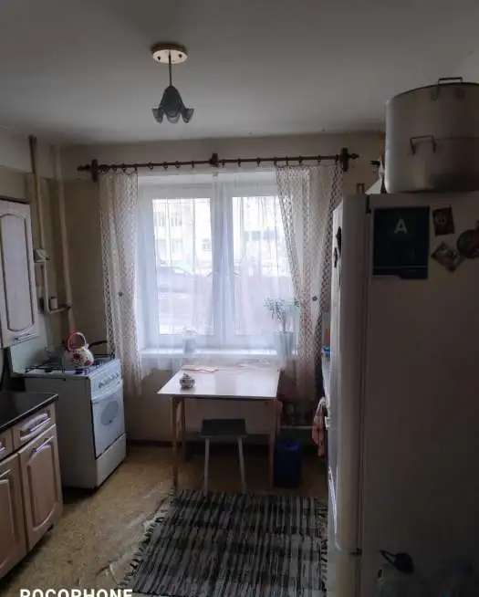 Продаю комнату с балконом, ул. Ульяновская, 11
