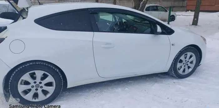 Opel Astra GTS