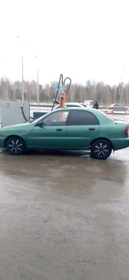 Продать авто Chevrolet Lanos