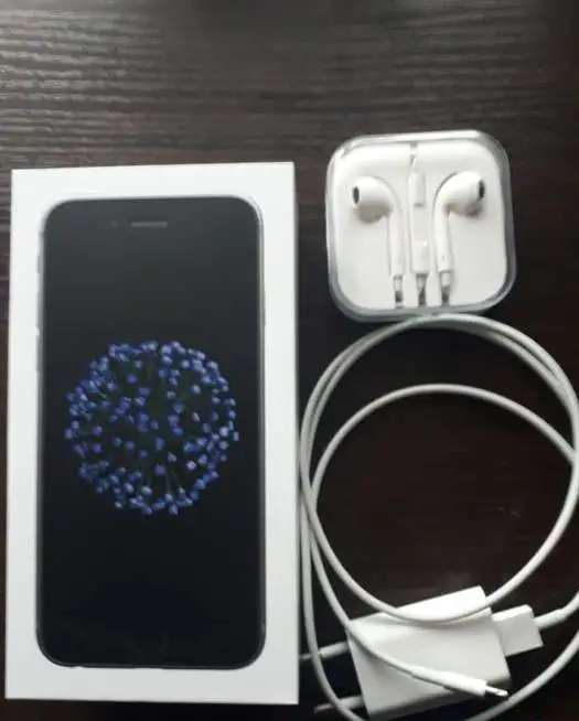 iPhone SE 32 GB