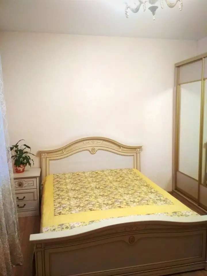 Квартира посуточно и по часам, Сыромолотова, 24