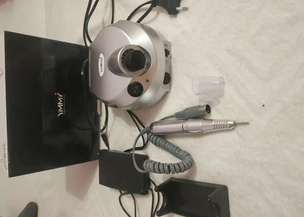 Аппарат для маникюра и педикюра