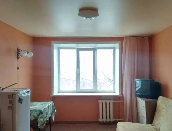 Продам комнату г.Екатеринбург ул.Донбасская д.41