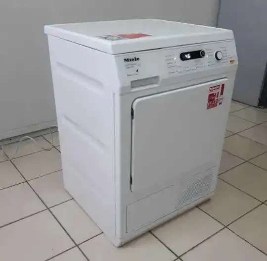 Сушильная машина Miele T8857WP с тепловым насосом - экономная