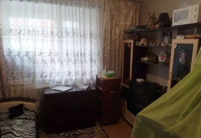 ПРОДАМ, карбышева 60