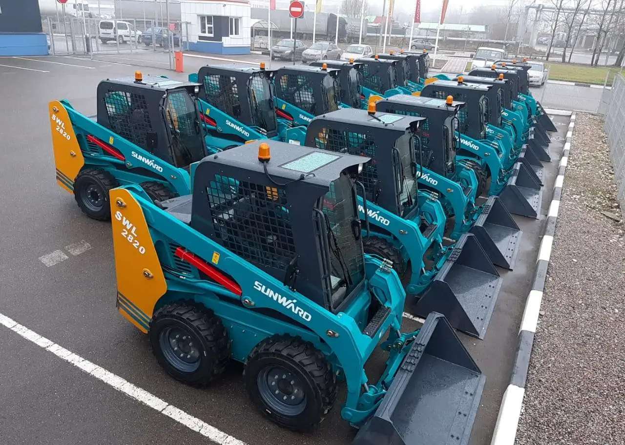 Продажа мини-погрузчика Sunward SWL 2820