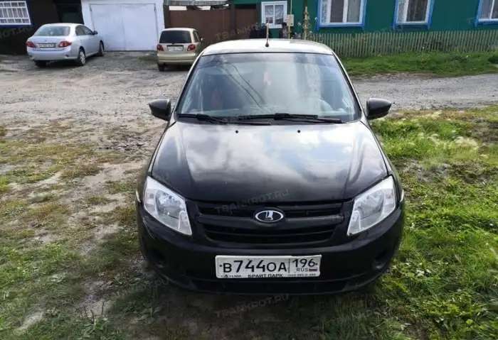 Автомобиль б/у Лада Гранта