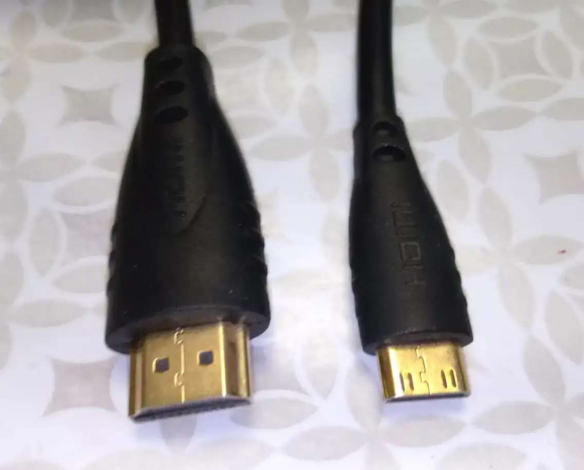 Кабель соединения HDMI - mini-HDMI 1 метр