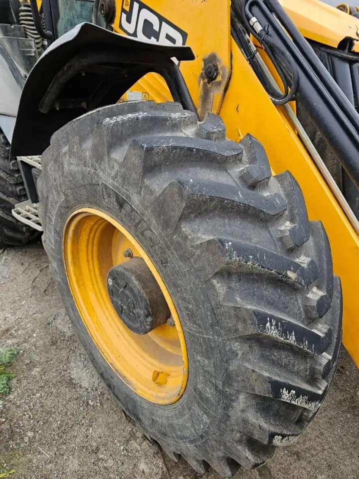 Экскаватор-погрузчик JCB 4CX 14H2WM