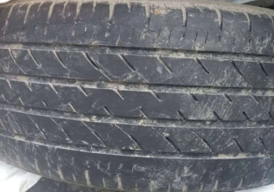 Продам покрышки