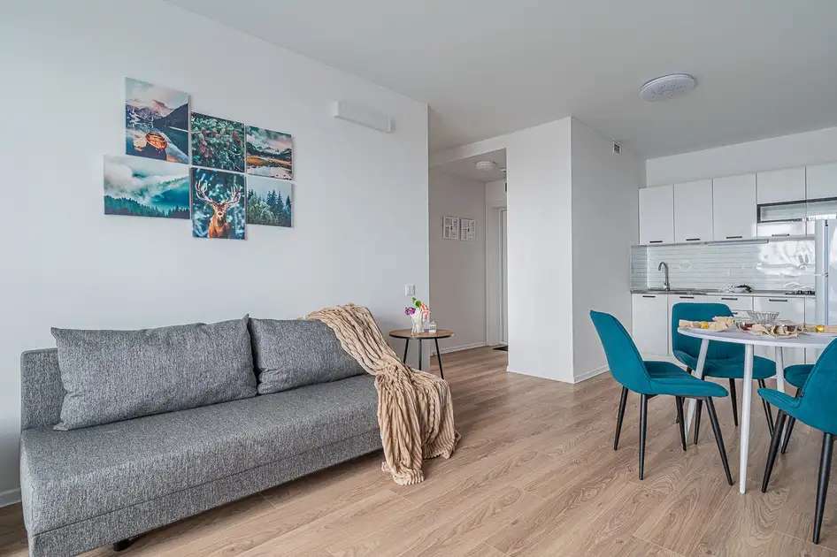 2-к квартира для 5-ти гостей Екатеринбург, Полимерный 13
