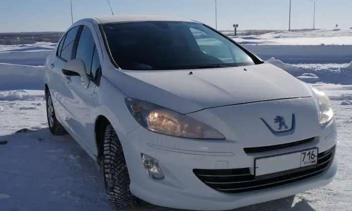 Продам а/м Peugeot 408