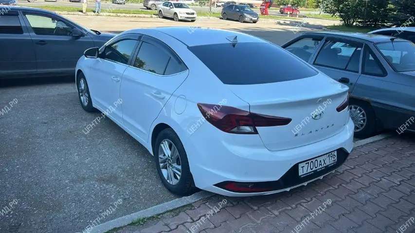 Hyundai Elantra, 2019