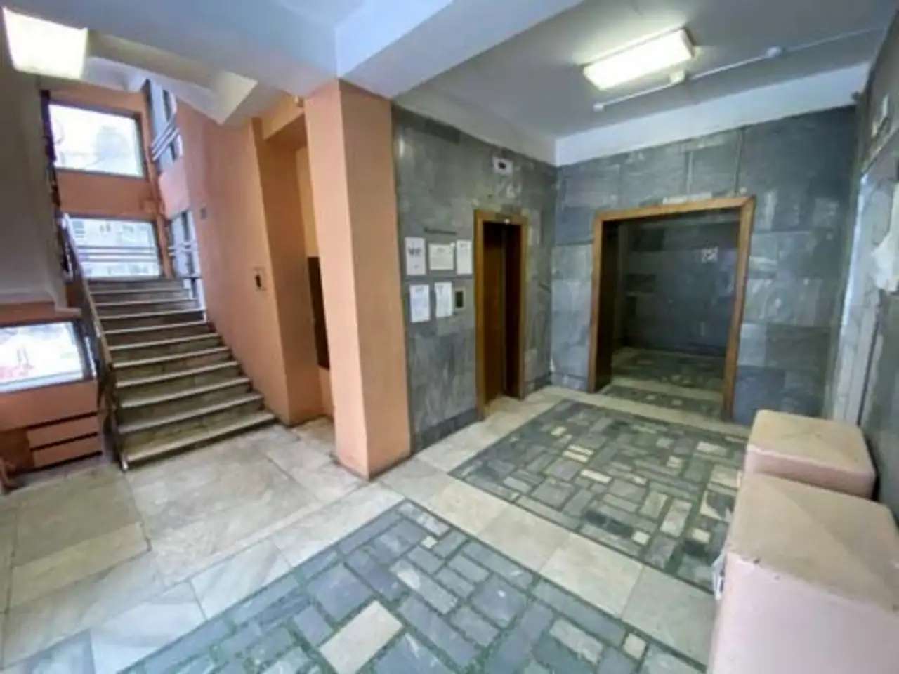 Продается здание 8639 м2 с земельным участком, улица тургенева, 13