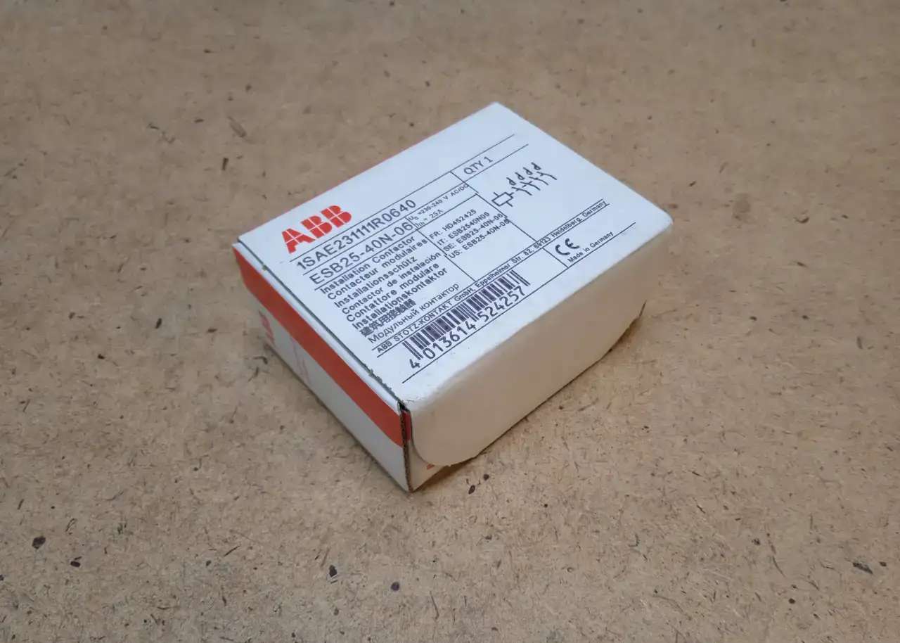 Двухмодульный контактор ESB25-40N-06, 25А, 230В, AC/DC, 4 нормально открытых контакта