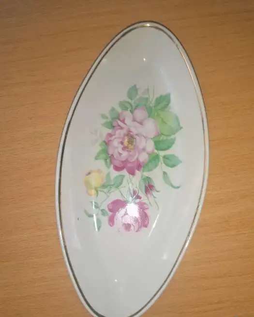 Набор фарфоровый. Селедочница и чайник