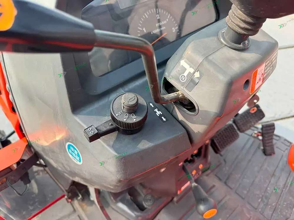 Японский минитрактор Kubota KL-25 4297