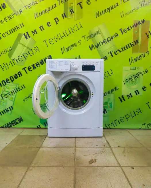 Стиральная машина бу Indesit