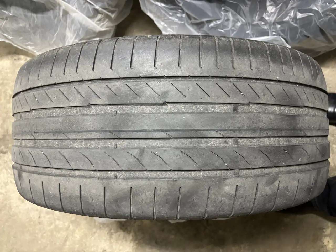 Continental ContiSpotrContact 5 275/45/R20