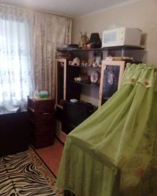 ПРОДАМ, карбышева 60