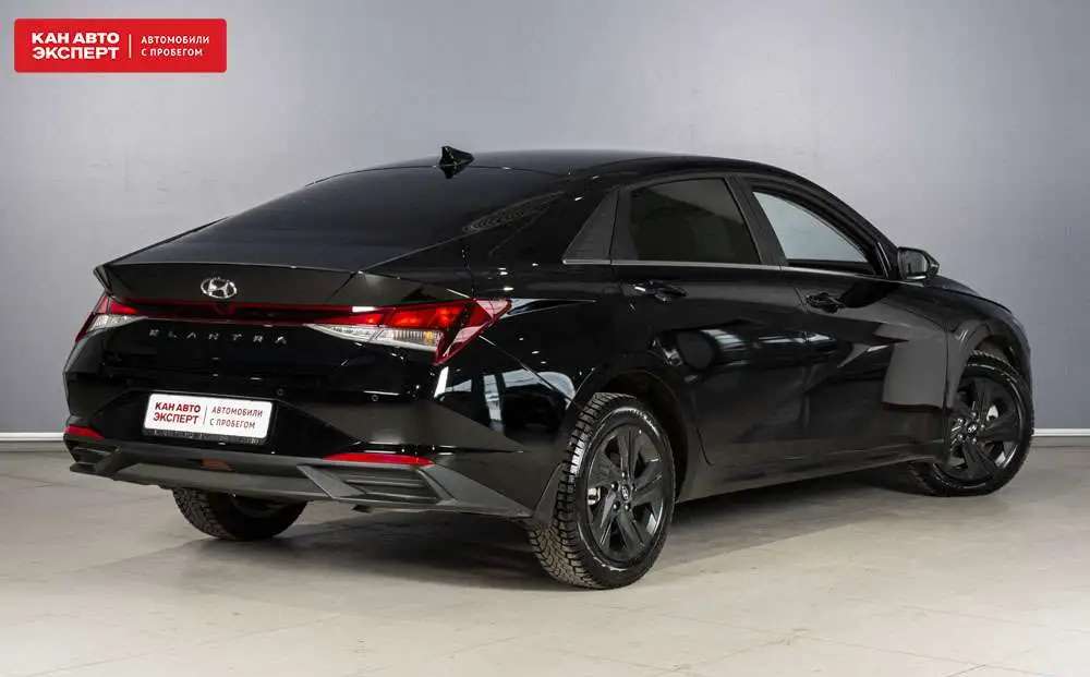 HYUNDAI Elantra 2021 г. 1.6 128 л.с. VIN XWELN41BBM0002430