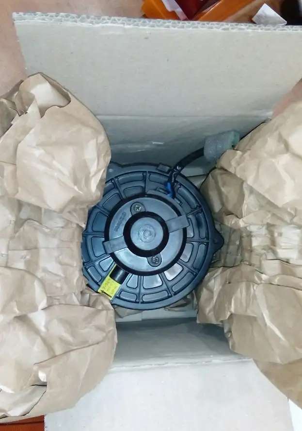 Мотор отопителя Hyundai HL760-7A 11N6-90700