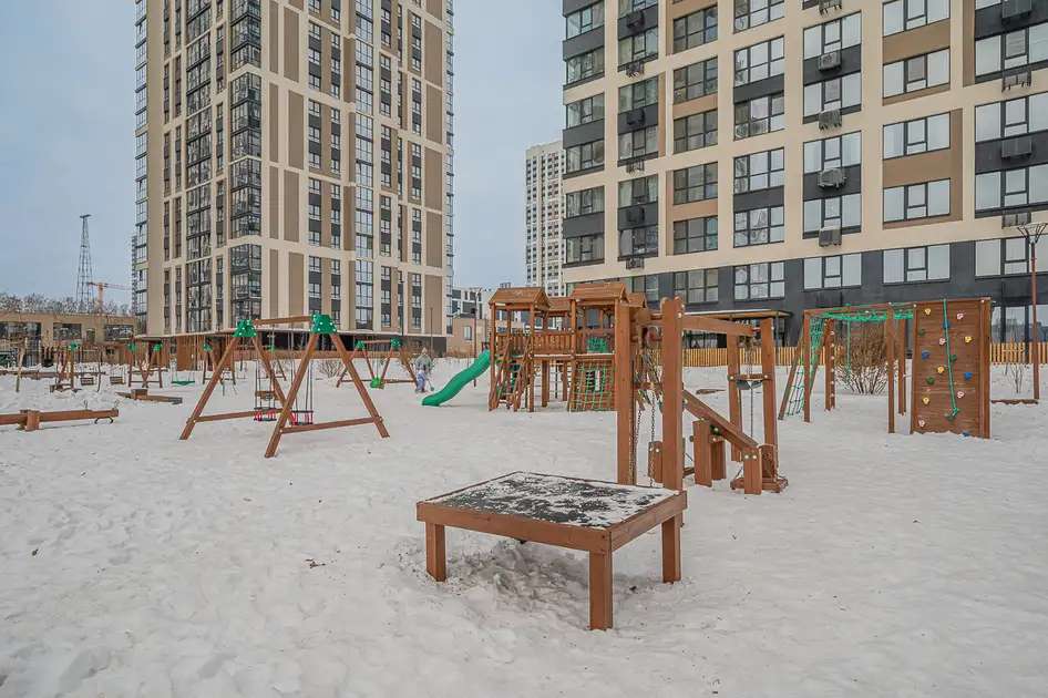 1-к квартира для 5-ти гостей Екатеринбург, Космонавтов 108е