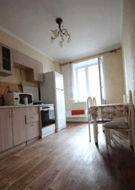 Рихарда Зорге,Почасно Посуточно