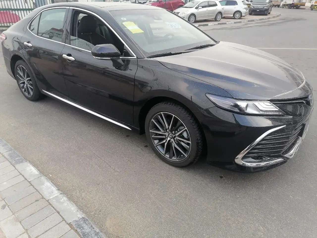 Продать Toyota Camry