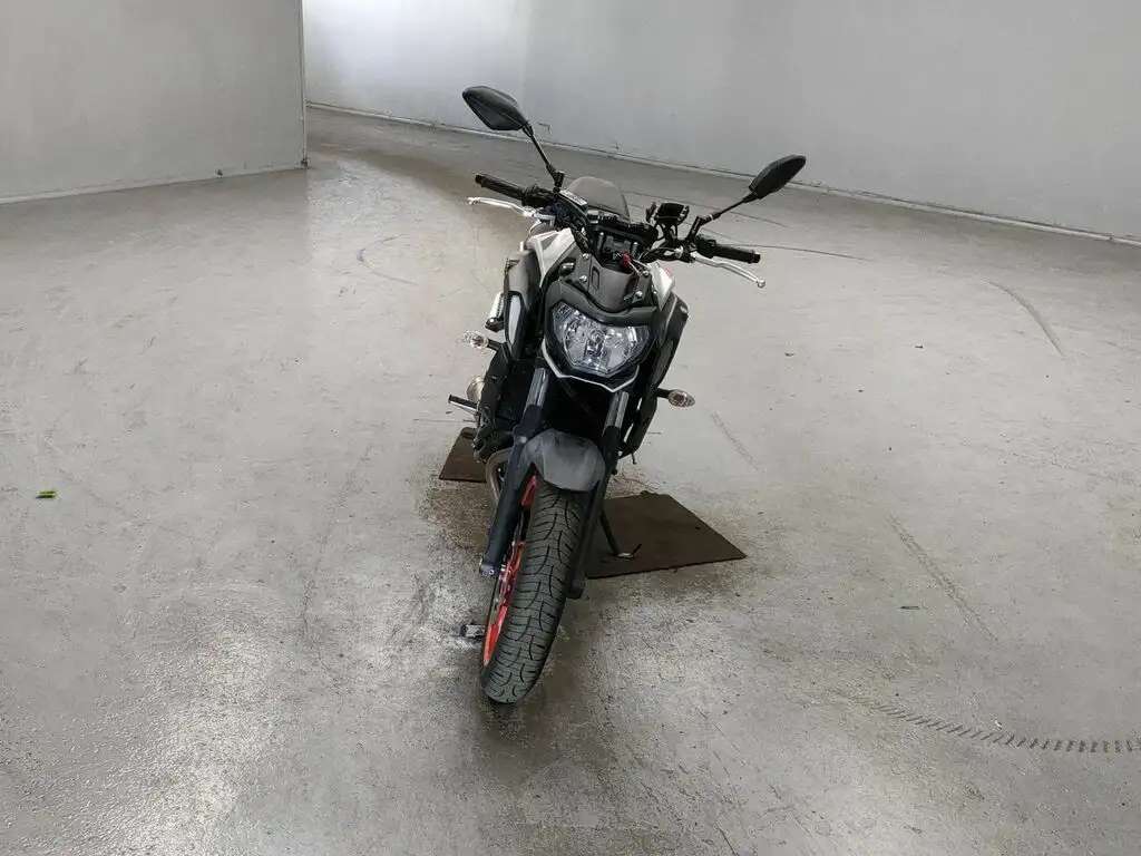 Мотоцикл naked bike Yamaha MT-07 рама RM19J нэйкед байк среднекубатурный спортивный дорожный гв 2020 пробег 798 км