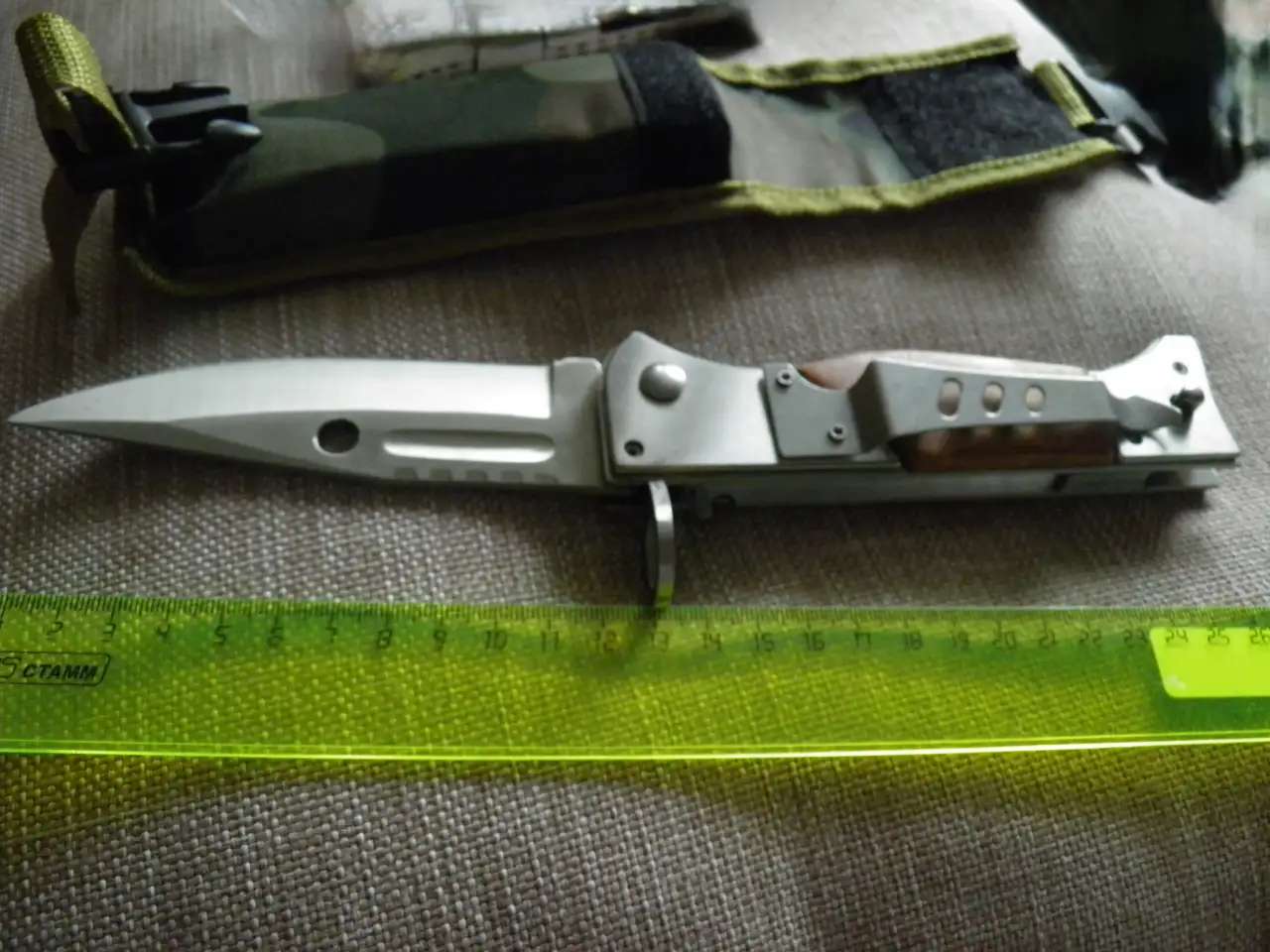 Нож складной кнопка предохранитель новый
