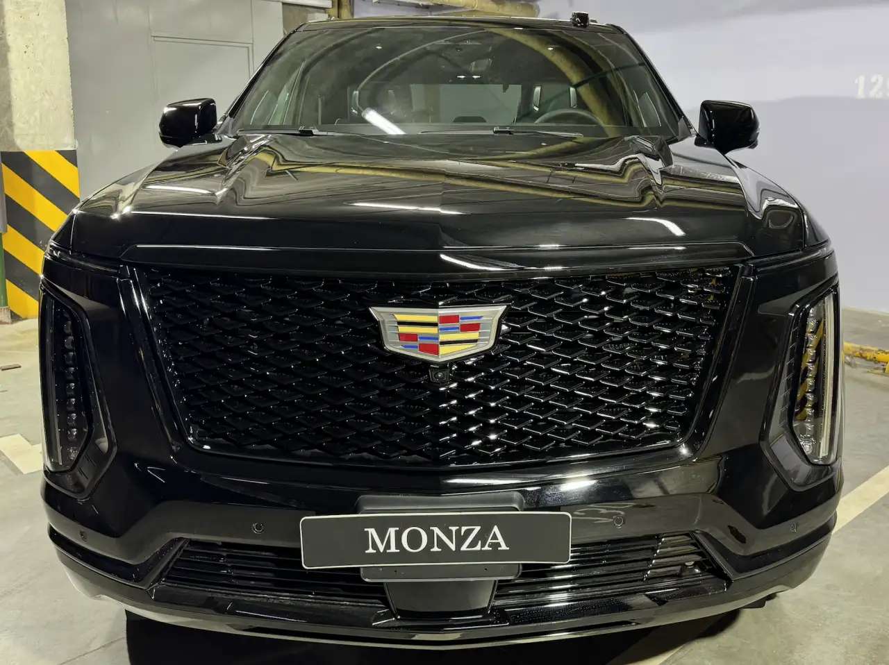Cadillac Escalade 420 л.c. Sport Platinum