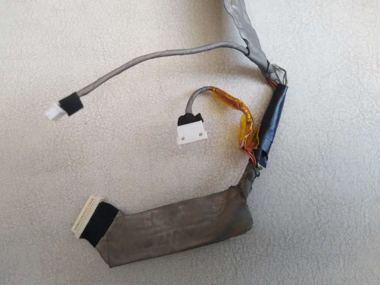 Toshiba M300 M300D M333 Шлейф камеры и микрофон.Шлейф матрицы.