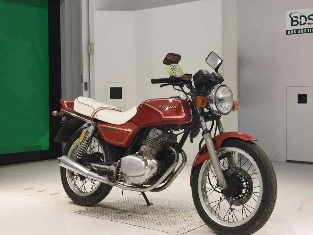 Мотоцикл дорожный Honda CB250RS Z рама MC02