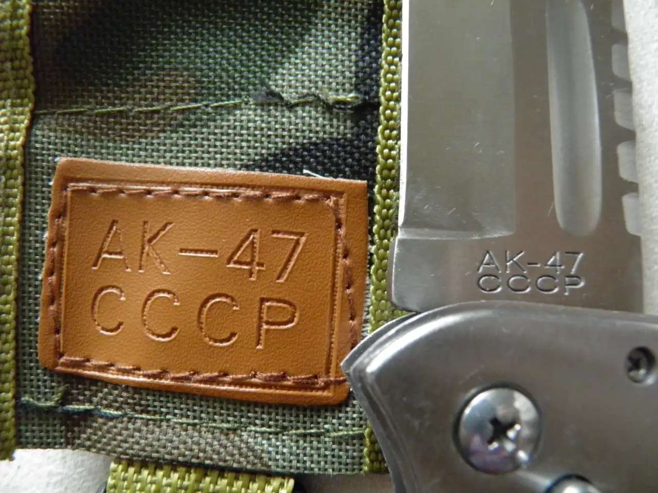 Нож складной кнопка предохранитель новый