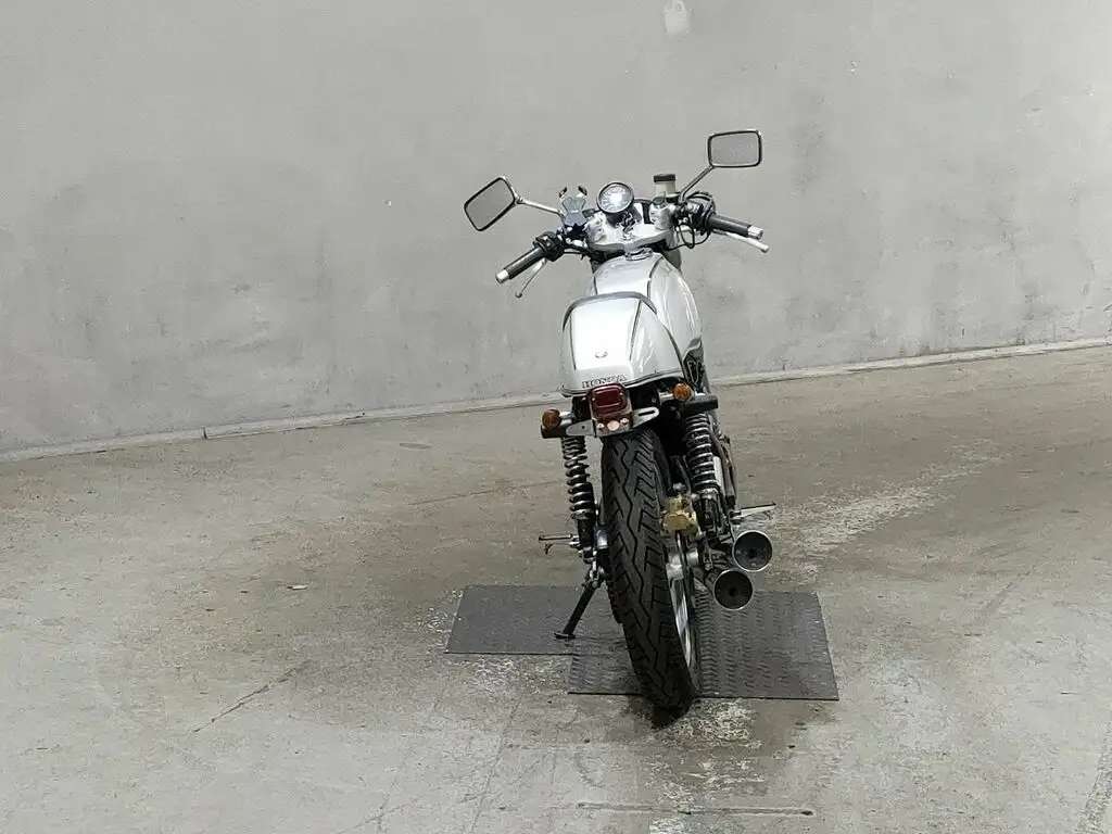 Мотоцикл дорожный Honda CB250RS рама MC02