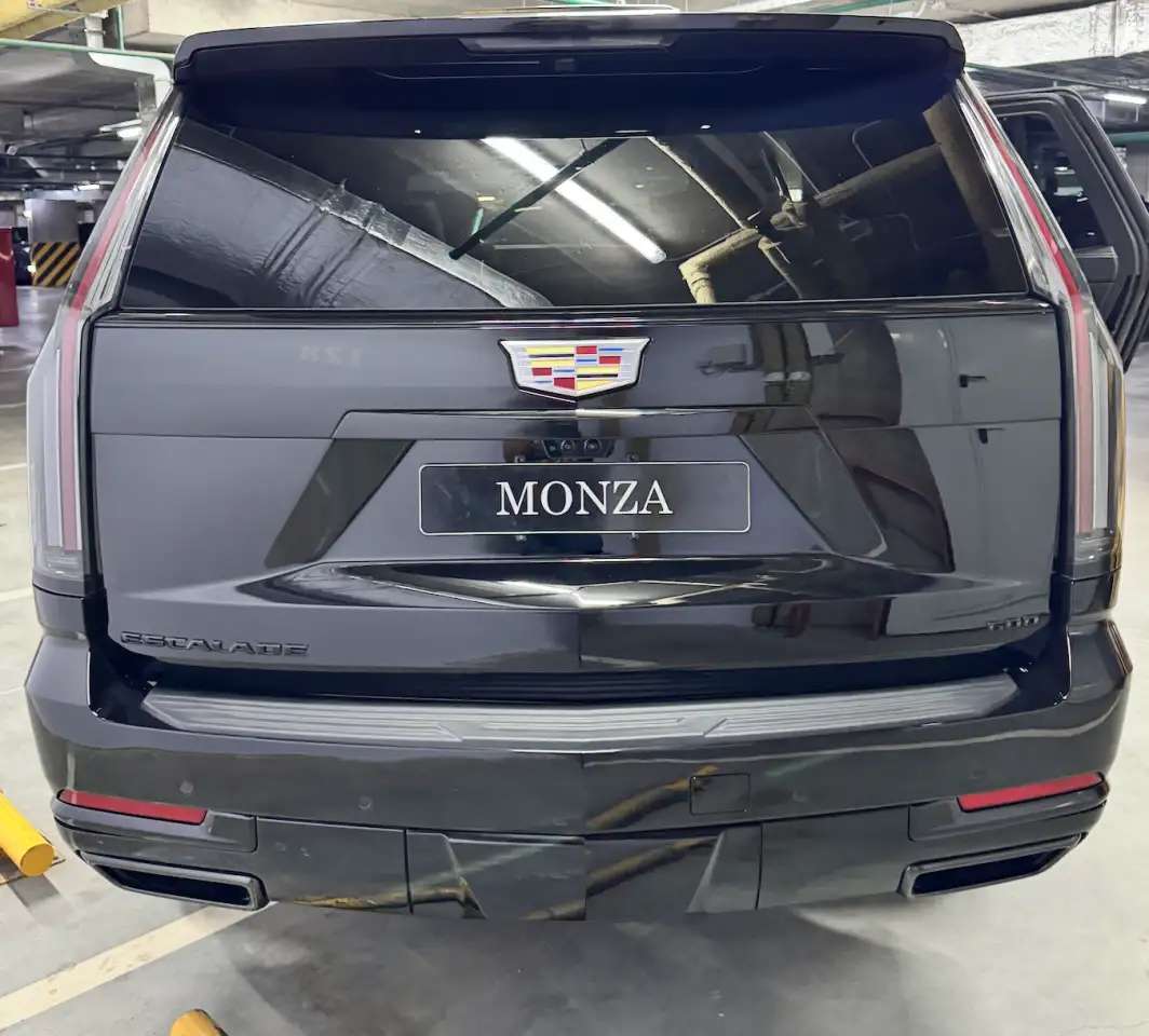 Cadillac Escalade 420 л.c. Sport Platinum